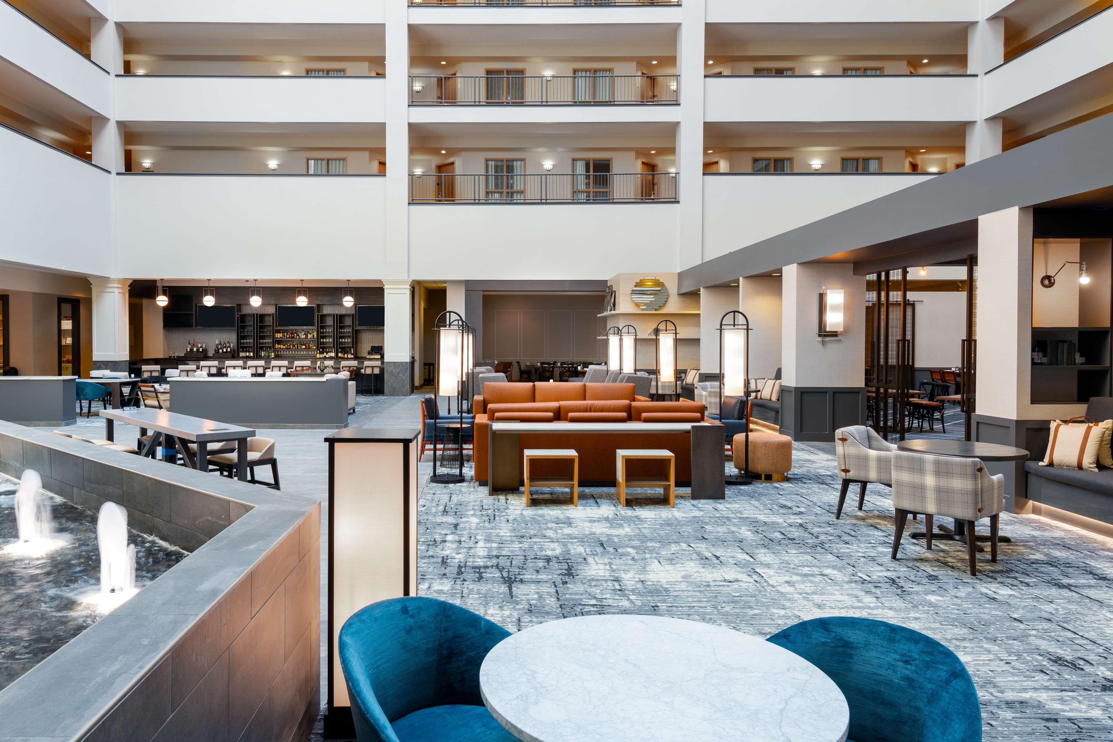 Hilton Charlotte Airport Hotel Exterior foto